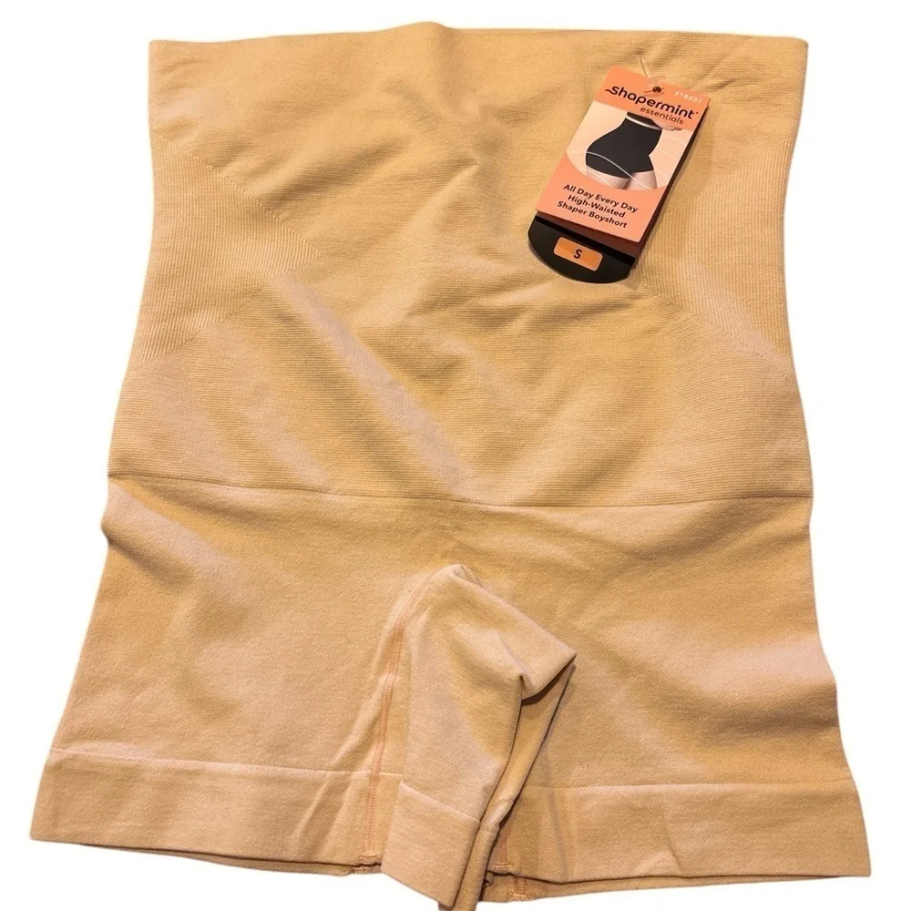 Shapermint High-Waisted Shaper Boyshort - Small